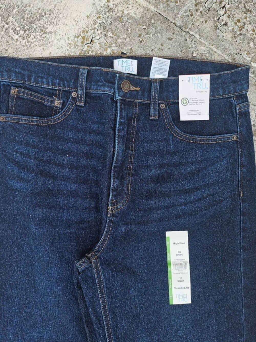 Time and Tru Women Jeans Blue Dark Denim Straight Leg Jeans Size 10 Short NWT - Picture 7 of 9